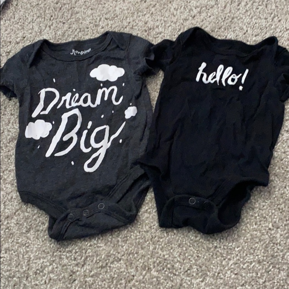 2 Excellent condition baby girl/boy/unisex onesies
